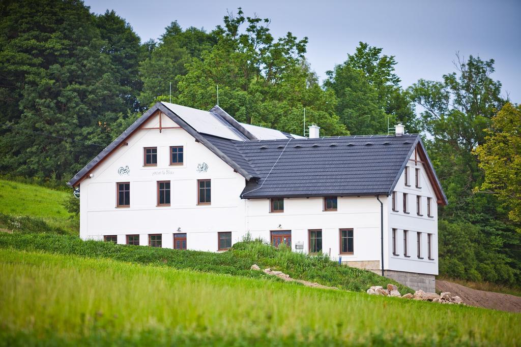 Penzion Na Belisku Březiny Buitenkant foto